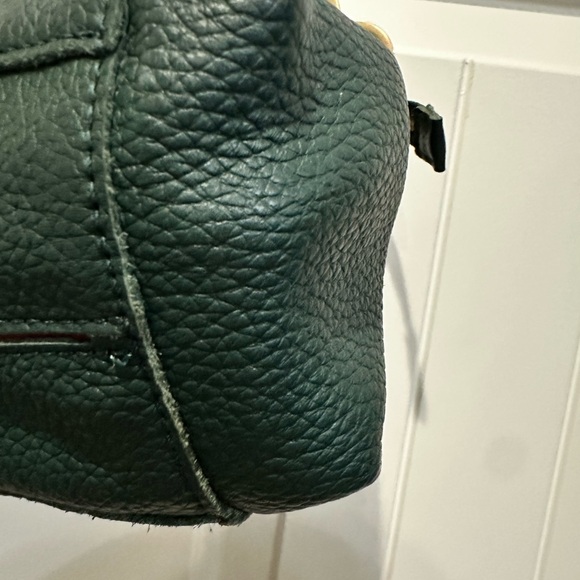 Hammitt Bryant - Picture 5 of 8